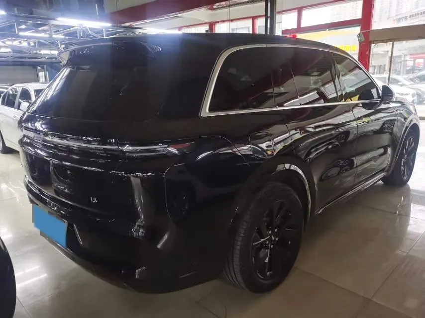 2023 Li L8 Range Extended 154HP REEV 40.9KWH,autocango,china used car exporter,china ev exporter,chinese used car exporter,chinese used ev exporter
