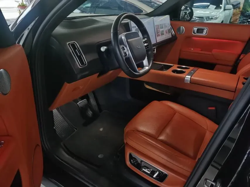 2023 Li L8 Range Extended 154HP REEV 40.9KWH,autocango,china used car exporter,china ev exporter,chinese used car exporter,chinese used ev exporter