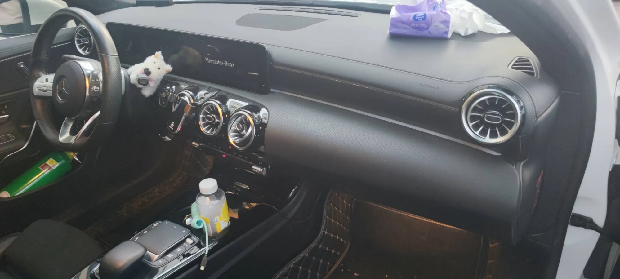 2022 Mercedes-Benz A Class 1.3T 163HP L4 7DCT,autocango,china used car exporter,china ev exporter,chinese used car exporter,chinese used ev exporter