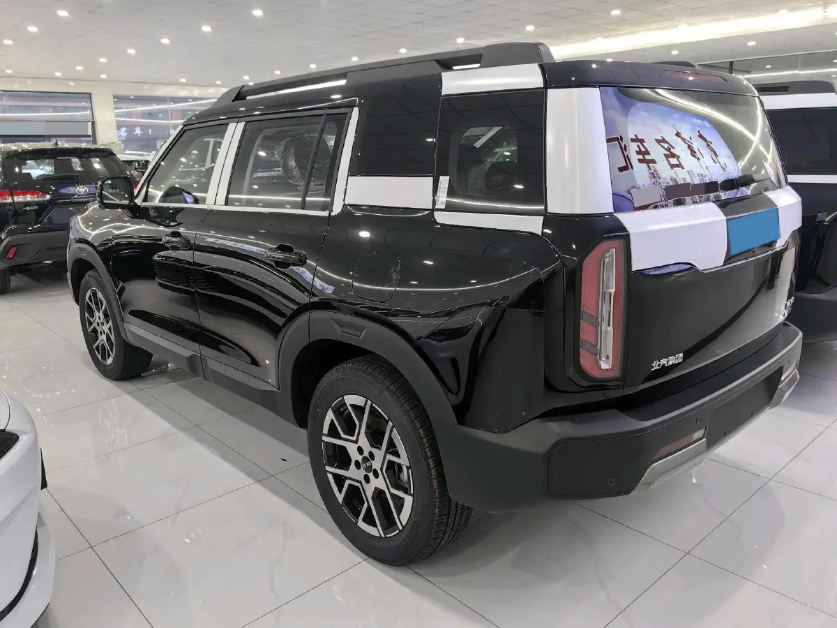 2026 Beijing BJ30 1.5T 188HP L4 7DCT,autocango,china used car exporter,china ev exporter,chinese used car exporter,chinese used ev exporter