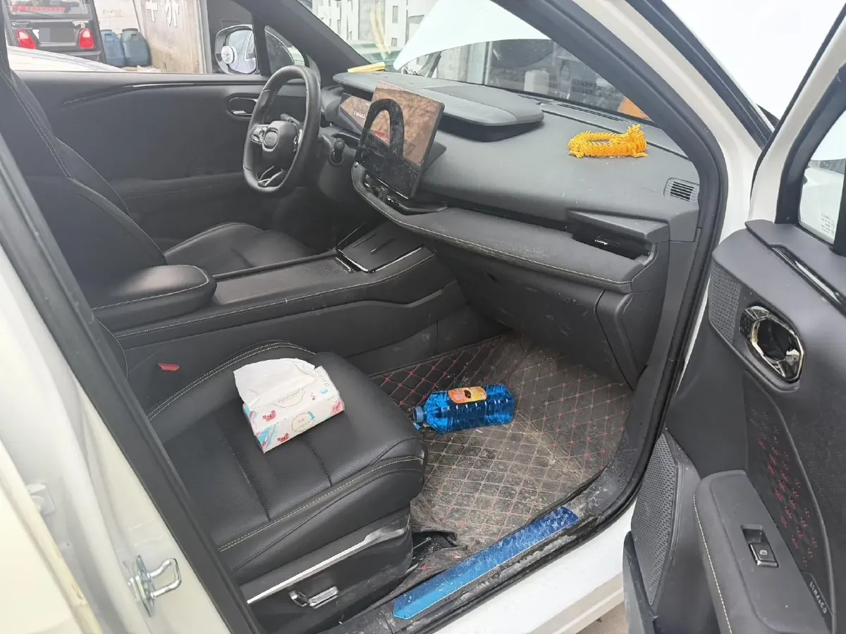 2025 LYNK&CO 06 1.5T 181HP L4 7DCT,autocango,china used car exporter,china ev exporter,chinese used car exporter,chinese used ev exporter