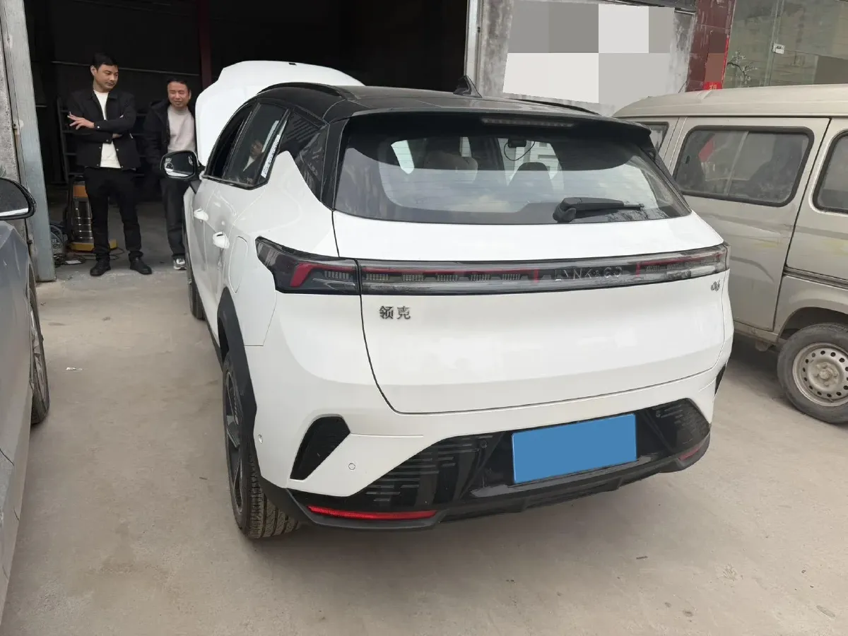 2025 LYNK&CO 06 1.5T 181HP L4 7DCT,autocango,china used car exporter,china ev exporter,chinese used car exporter,chinese used ev exporter