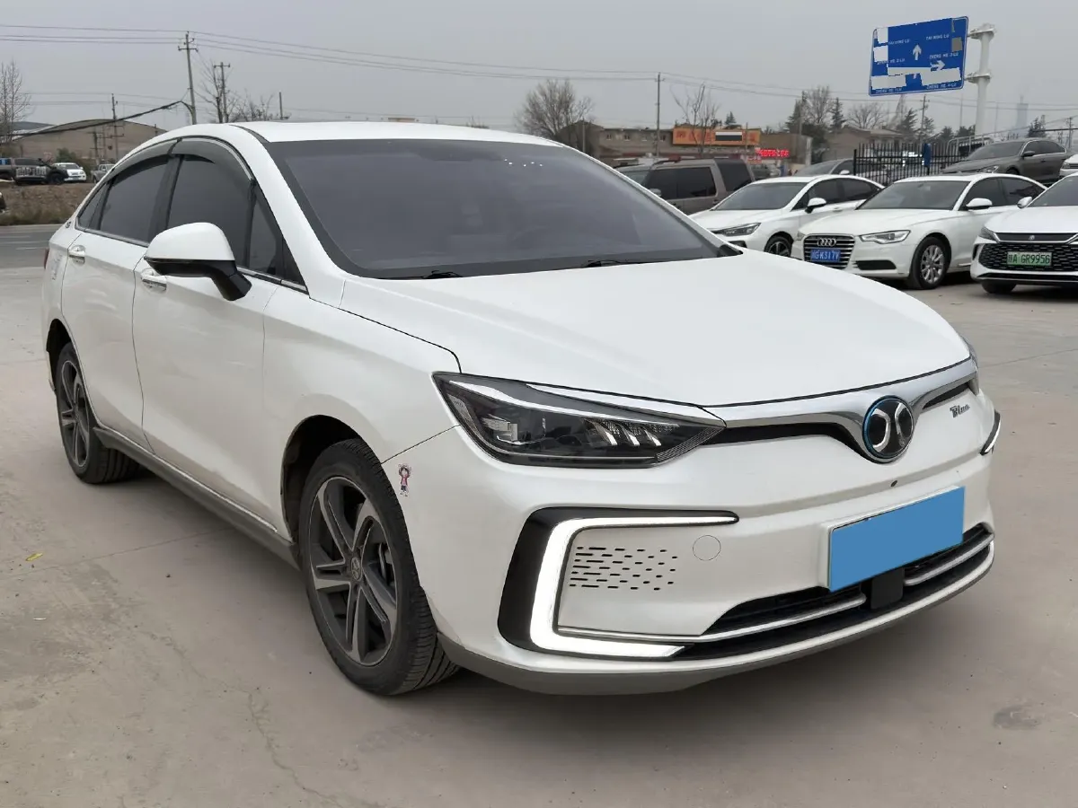 2018 BeiJing Auto EU5 BEV 53.66KWH,autocango,china used car exporter,china ev exporter,chinese used car exporter,chinese used ev exporter