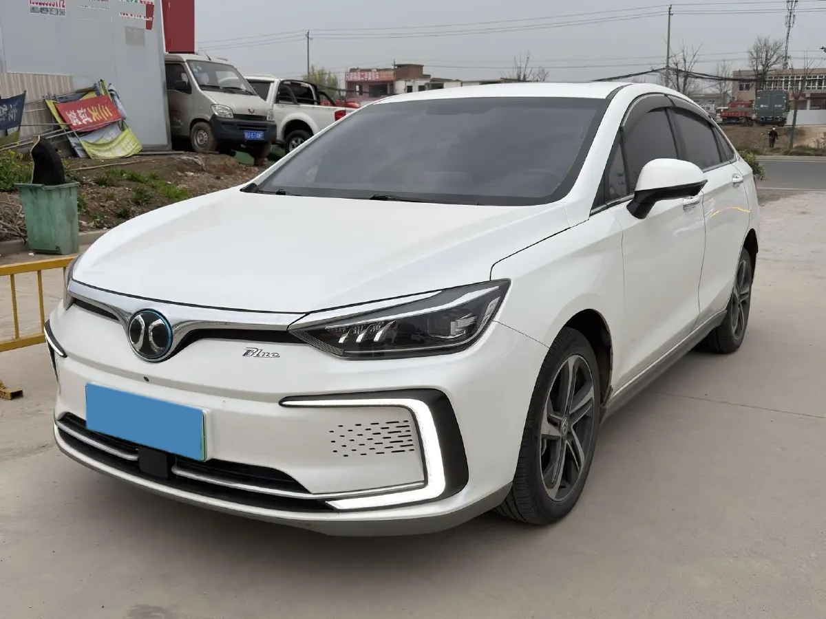 2018 BeiJing Auto EU5 BEV 53.66KWH,autocango,china used car exporter,china ev exporter,chinese used car exporter,chinese used ev exporter