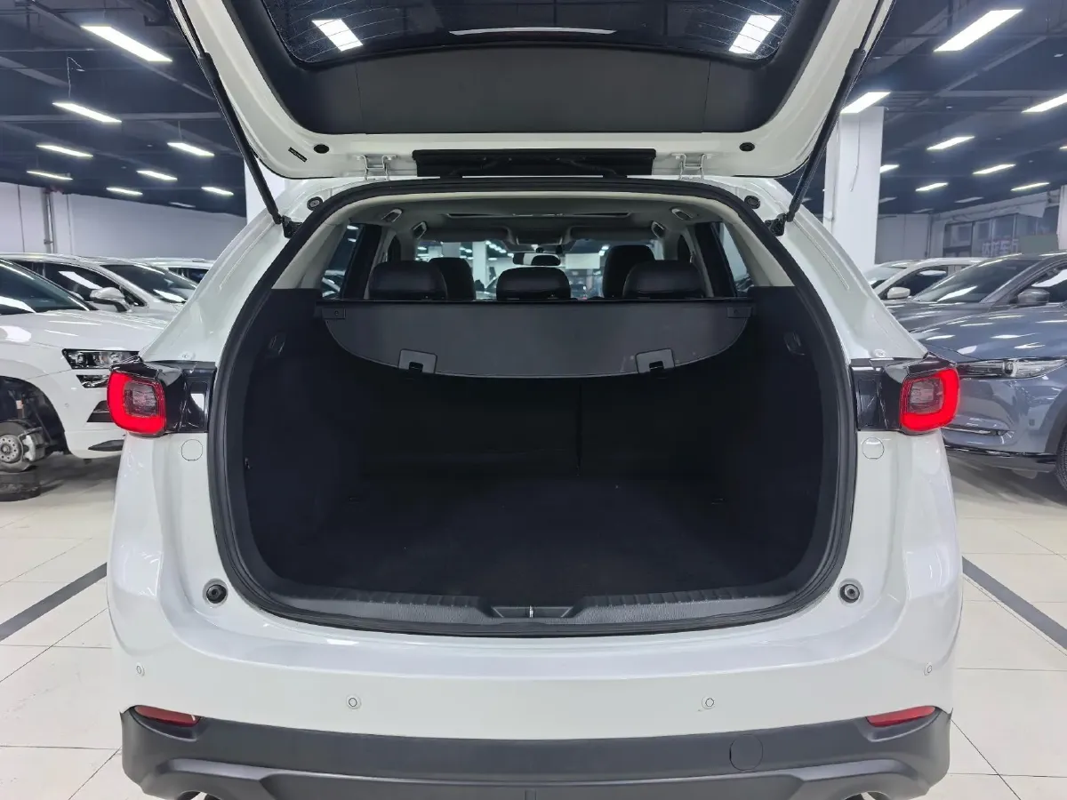 2022 MAXUS XinTu V90 2.0T 150HP L4 6AT,autocango,china used car exporter,china ev exporter,chinese used car exporter,chinese used ev exporter