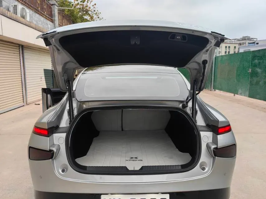 2022 Xpeng P7 BEV 83.1KWH,autocango,china used car exporter,china ev exporter,chinese used car exporter,chinese used ev exporter