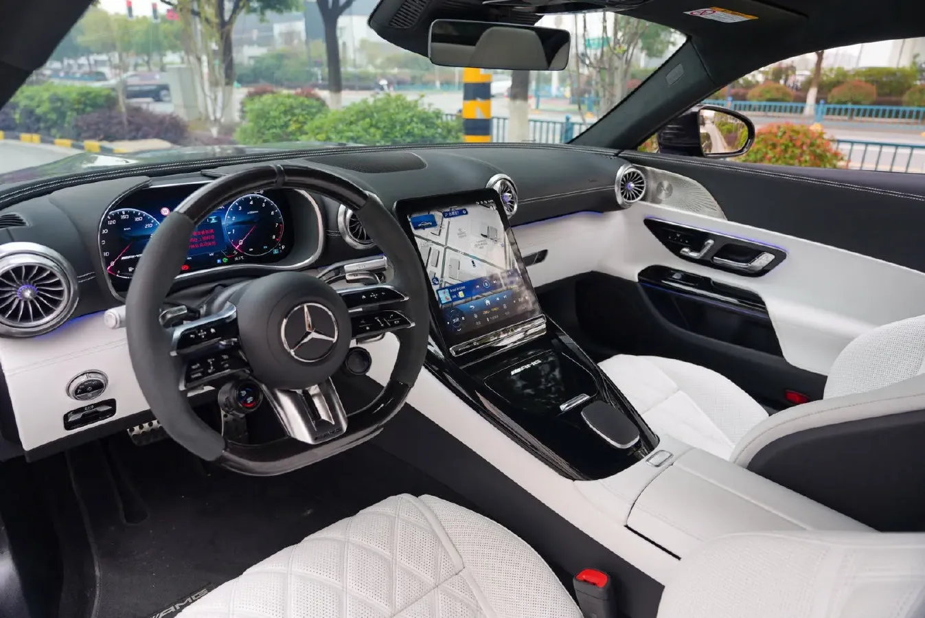 2026 Mercedes-Benz AMG GT 2.0T 421HP L4 9AT,autocango,china used car exporter,china ev exporter,chinese used car exporter,chinese used ev exporter