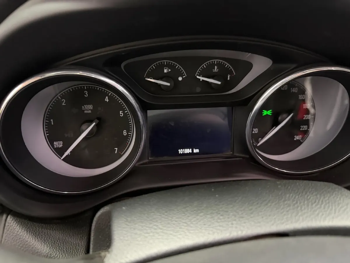 2020 Buick EnvisionPlus 1.5T 169HP L4 7DCT,autocango,china used car exporter,china ev exporter,chinese used car exporter,chinese used ev exporter