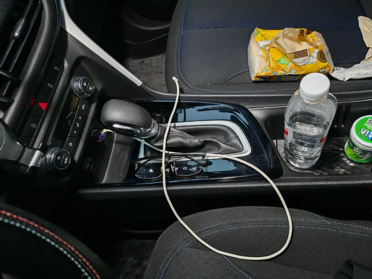 2021 Buick Encore 1.3T 165HP L3 CVT,autocango,china used car exporter,china ev exporter,chinese used car exporter,chinese used ev exporter