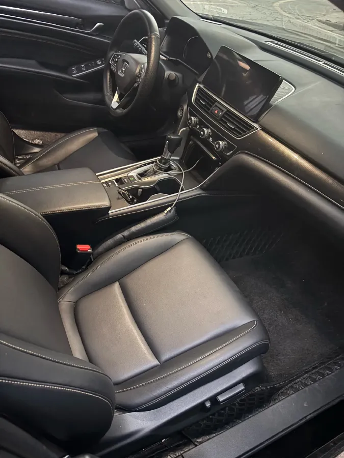 2022 Honda Accord 1.5T 194HP L4 CVT,autocango,china used car exporter,china ev exporter,chinese used car exporter,chinese used ev exporter