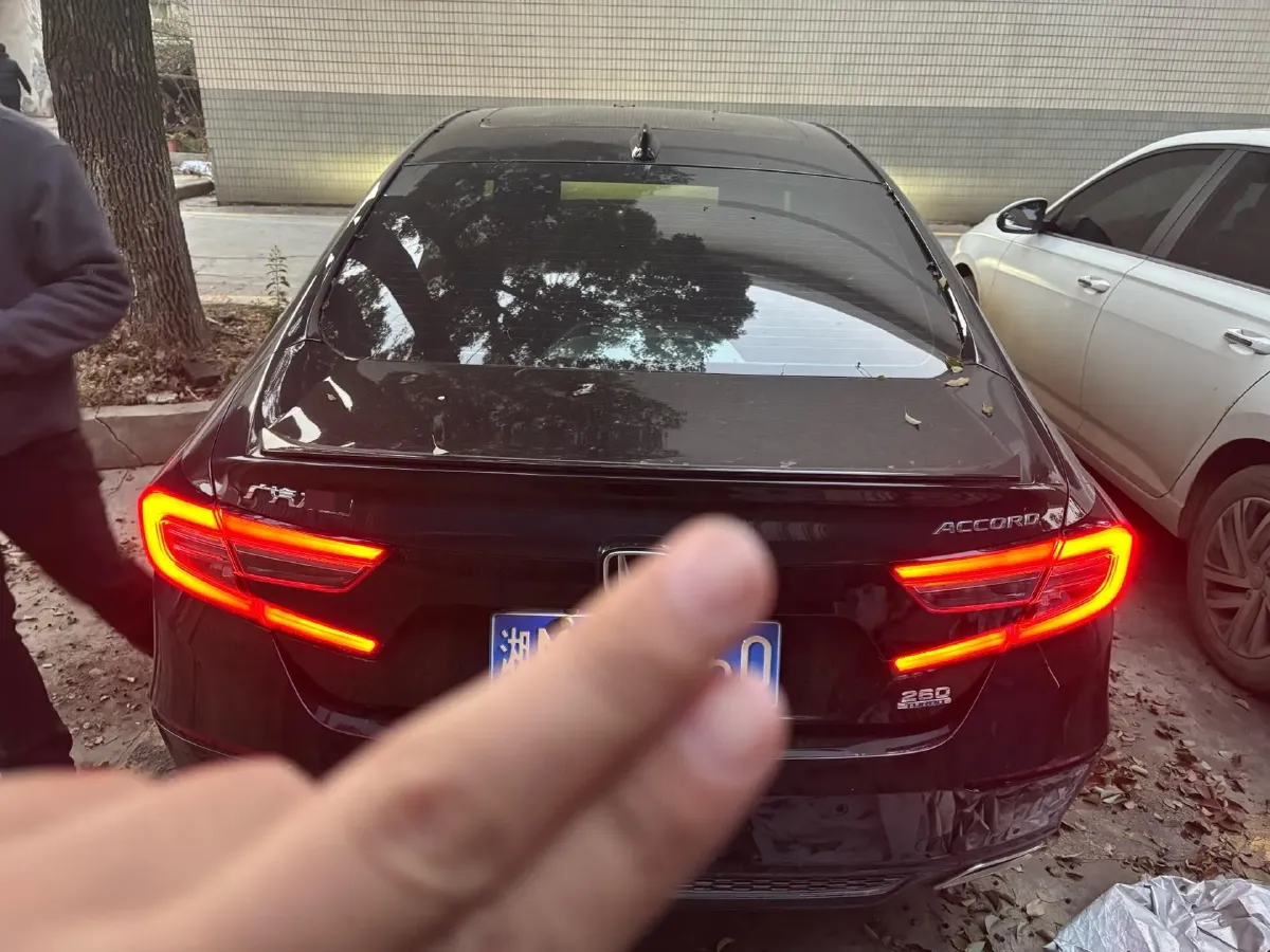 2022 Honda Accord 1.5T 194HP L4 CVT,autocango,china used car exporter,china ev exporter,chinese used car exporter,chinese used ev exporter