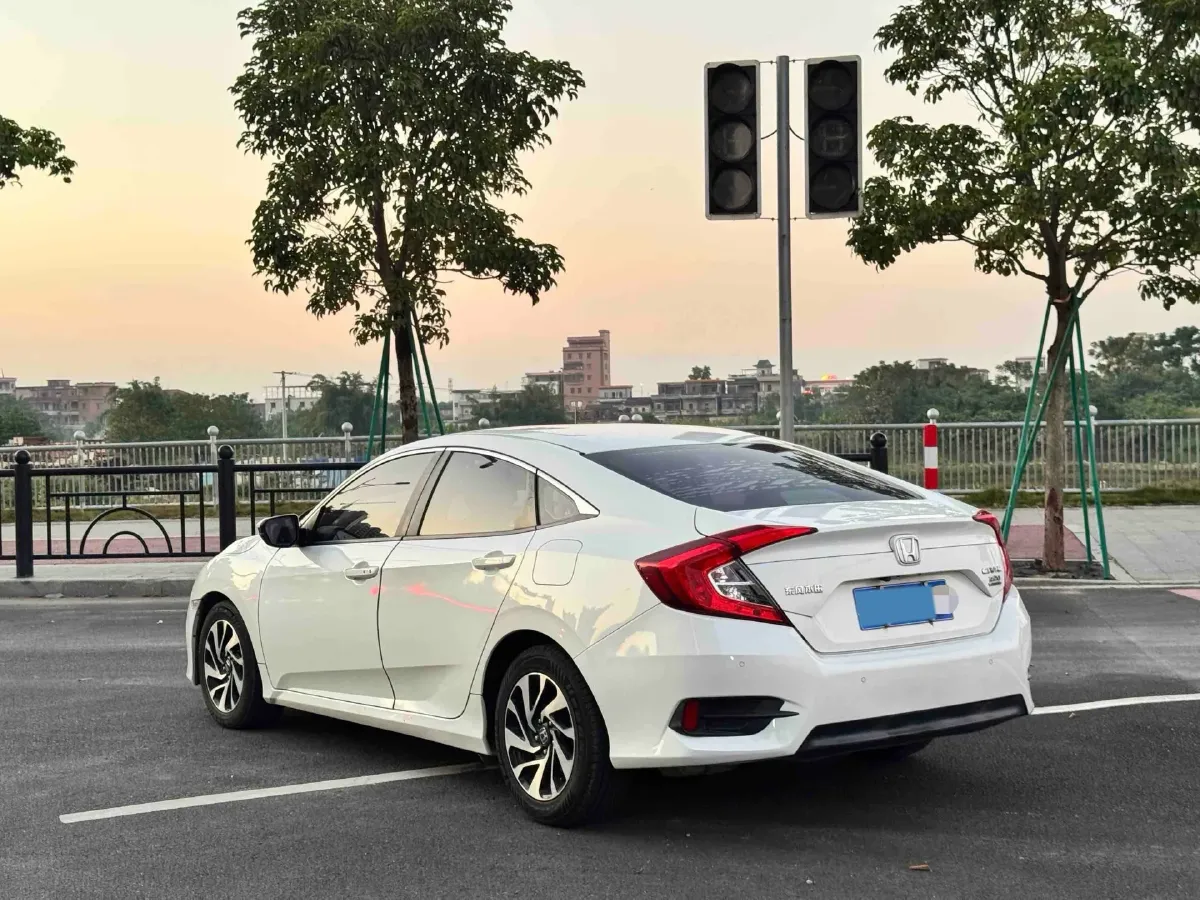 2019 Honda Civic 1.5T 177HP L4 CVT,autocango,china used car exporter,china ev exporter,chinese used car exporter,chinese used ev exporter