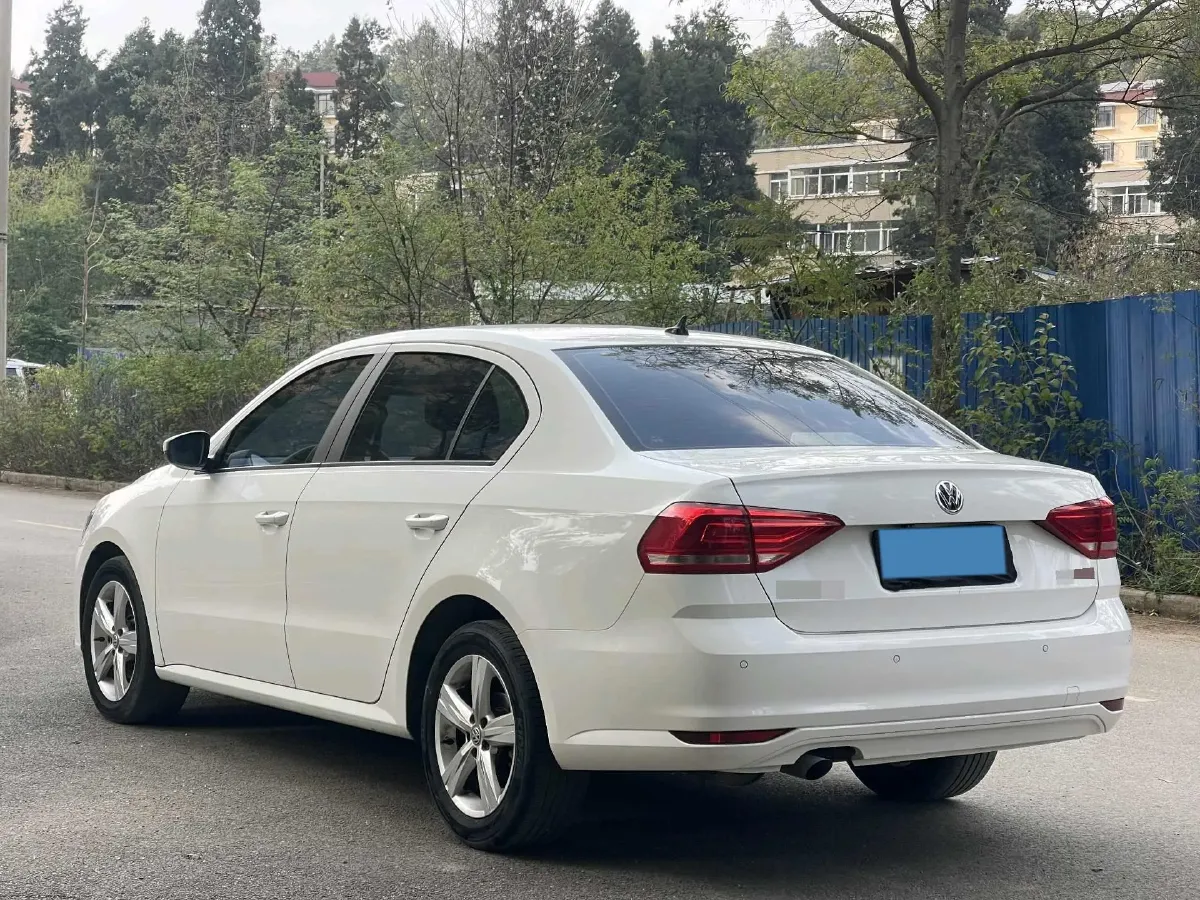 2018 Landwind XiaoYao 1.5T 163HP L4 CVT,autocango,china used car exporter,china ev exporter,chinese used car exporter,chinese used ev exporter