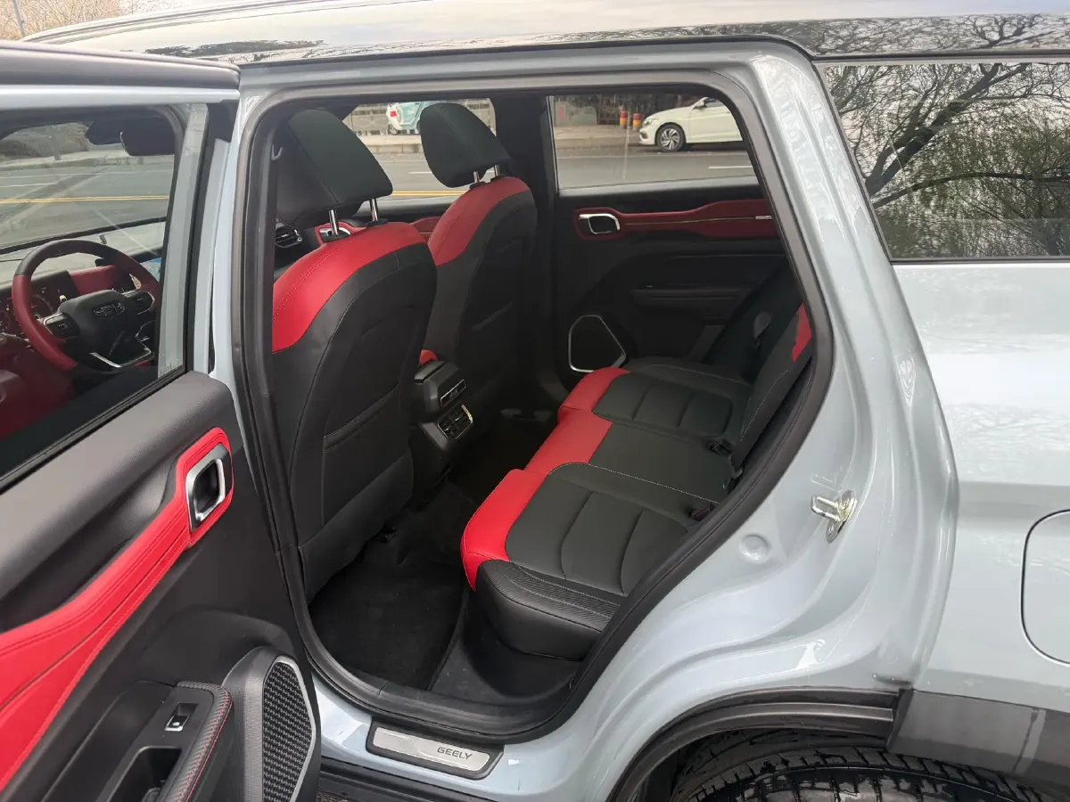 2020 Geely ICON 1.5T 177HP L3 7DCT,autocango,china used car exporter,china ev exporter,chinese used car exporter,chinese used ev exporter