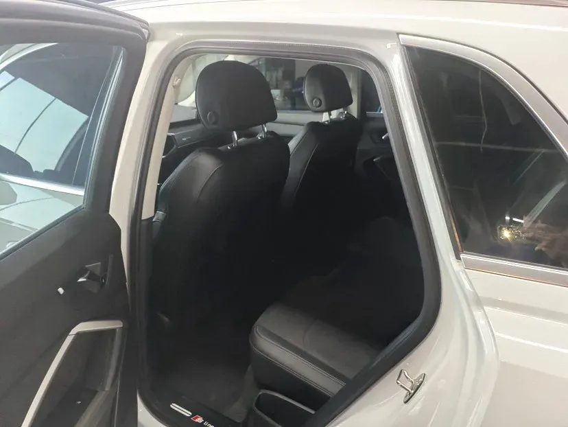 2022 Audi Q3 1.4T 150HP L4 7DCT,autocango,china used car exporter,china ev exporter,chinese used car exporter,chinese used ev exporter