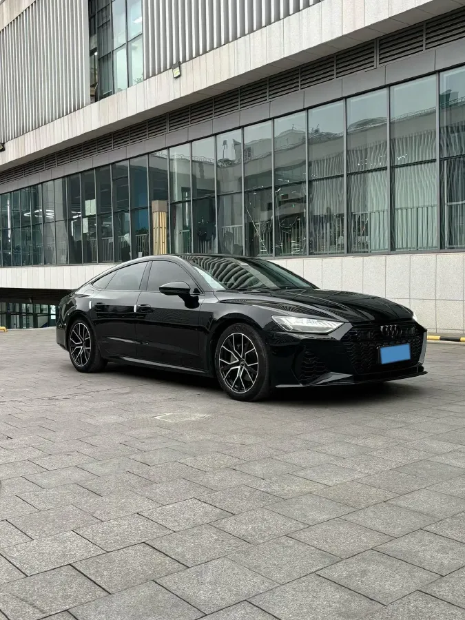 2021 Audi A7 2.0T 245HP L4 7DCT,autocango,china used car exporter,china ev exporter,chinese used car exporter,chinese used ev exporter