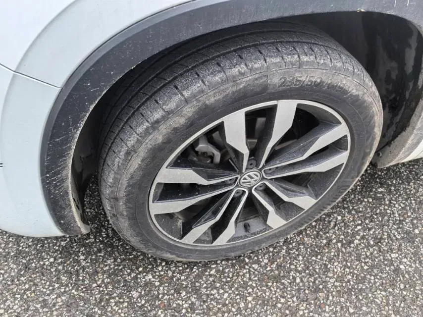 2020 Volkswagen Tayron 2.0T 220HP L4 7DCT,autocango,china used car exporter,china ev exporter,chinese used car exporter,chinese used ev exporter