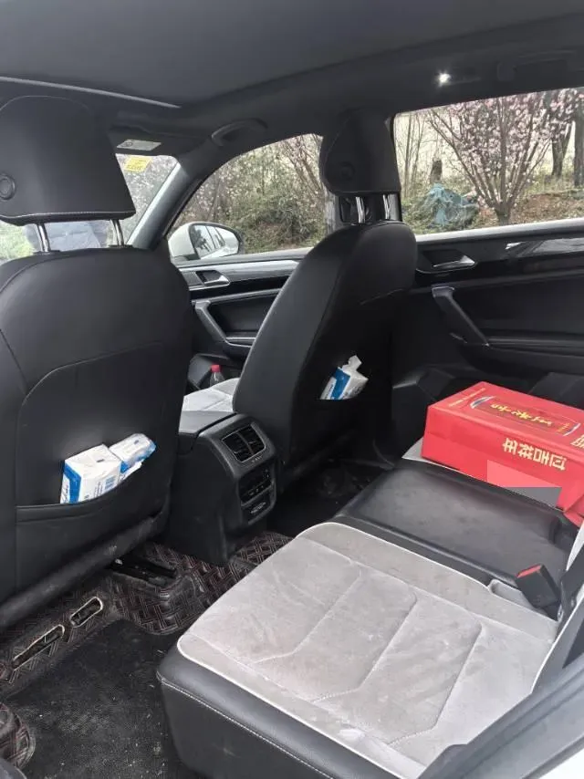 2020 Volkswagen Tayron 2.0T 220HP L4 7DCT,autocango,china used car exporter,china ev exporter,chinese used car exporter,chinese used ev exporter