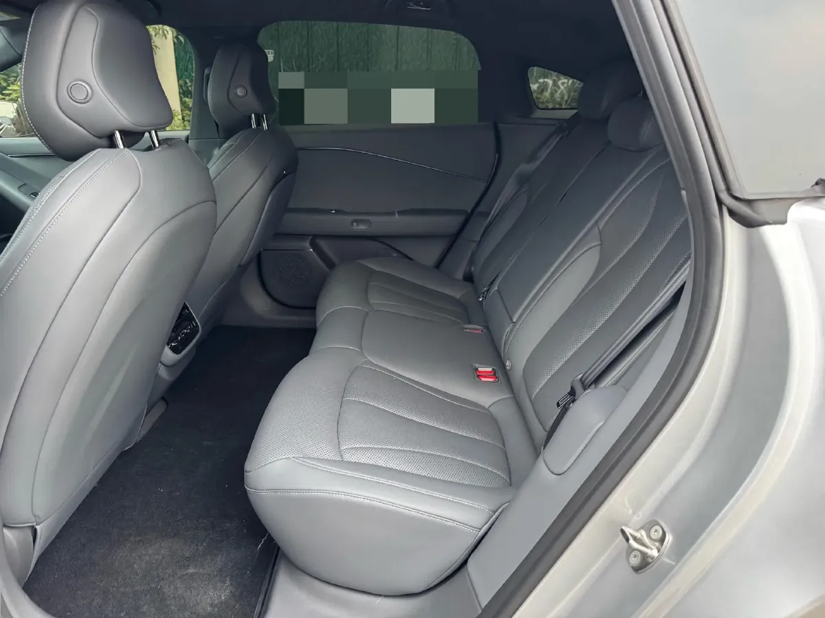 2024 Xpeng P7+ BEV 76.3KWH,autocango,china used car exporter,china ev exporter,chinese used car exporter,chinese used ev exporter