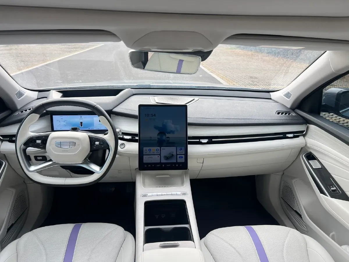 2024 Geely Preface 1.5T 163HP L4 3DHT Hybrid,autocango,china used car exporter,china ev exporter,chinese used car exporter,chinese used ev exporter