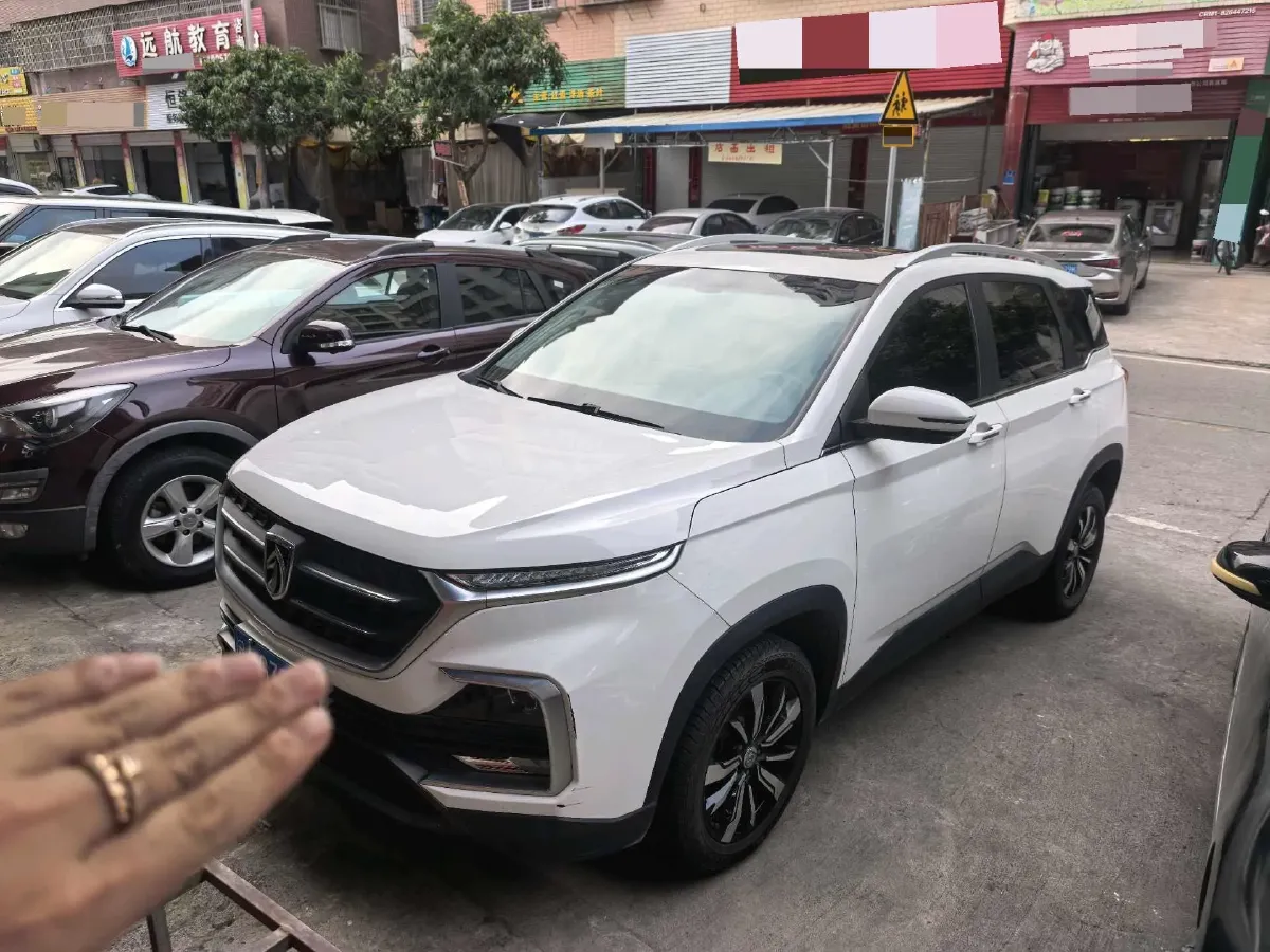 2019 BaoJun 530 1.5T 151HP L4 CVT,autocango,china used car exporter,china ev exporter,chinese used car exporter,chinese used ev exporter