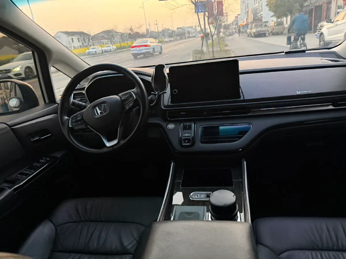 2022 Honda Odyssey 2.0L 146HP L4 E-CVT Hybrid,autocango,china used car exporter,china ev exporter,chinese used car exporter,chinese used ev exporter