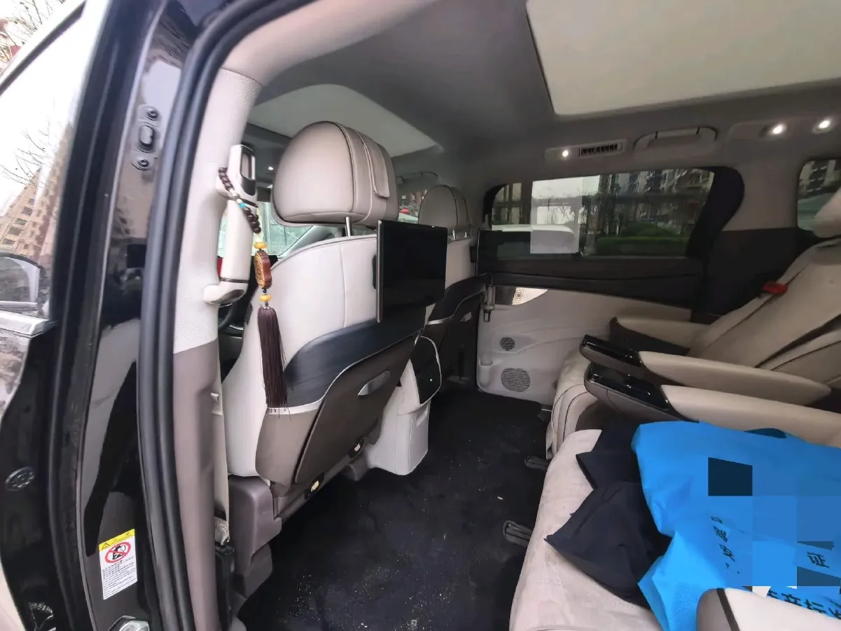 2022 Mercedes-Benz GLC Class 2.0T 197HP L4 9AT,autocango,china used car exporter,china ev exporter,chinese used car exporter,chinese used ev exporter