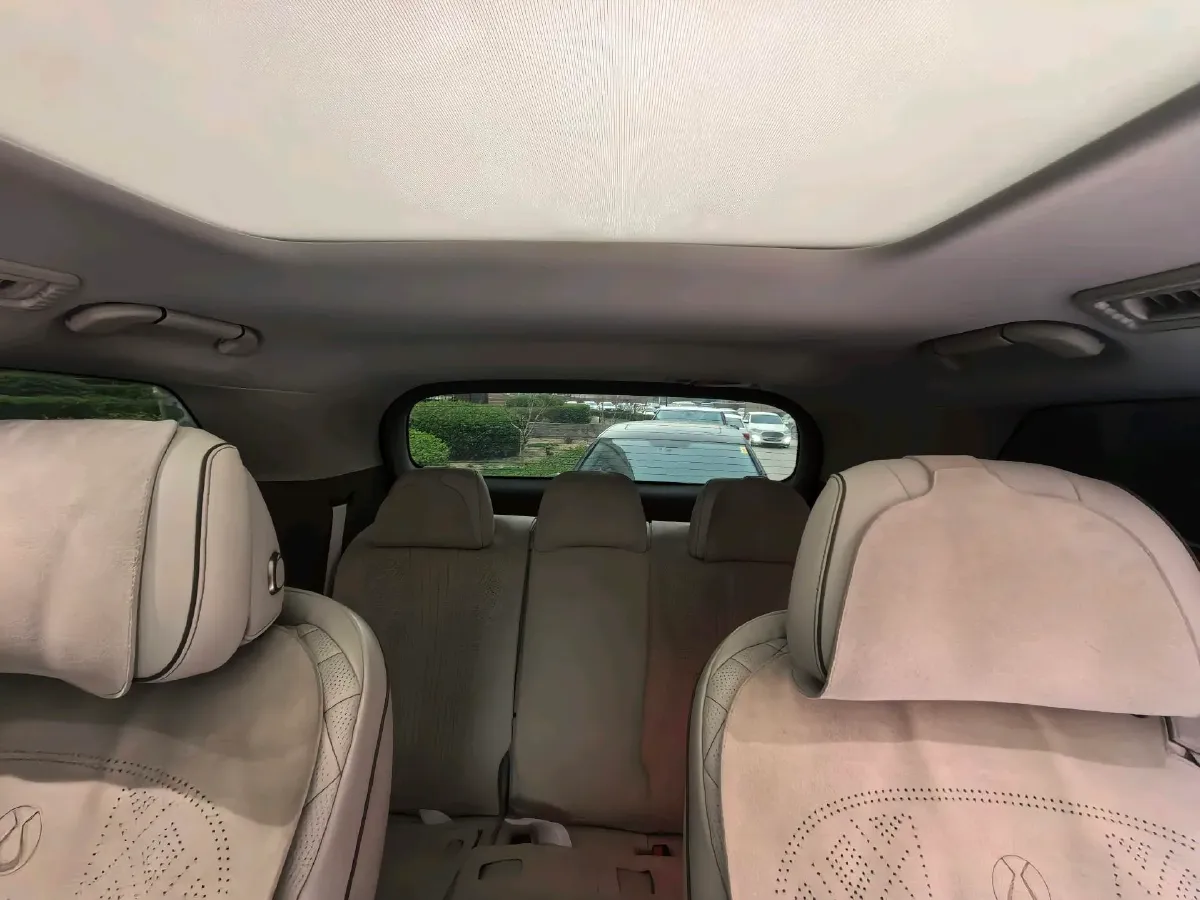 2022 Mercedes-Benz GLC Class 2.0T 197HP L4 9AT,autocango,china used car exporter,china ev exporter,chinese used car exporter,chinese used ev exporter