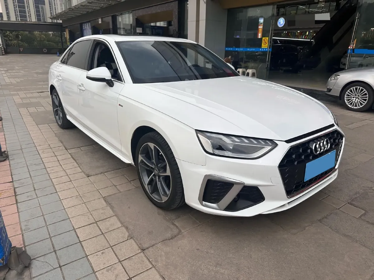 2020 Audi A4L 2.0T 190HP L4 7DCT,autocango,china used car exporter,china ev exporter,chinese used car exporter,chinese used ev exporter