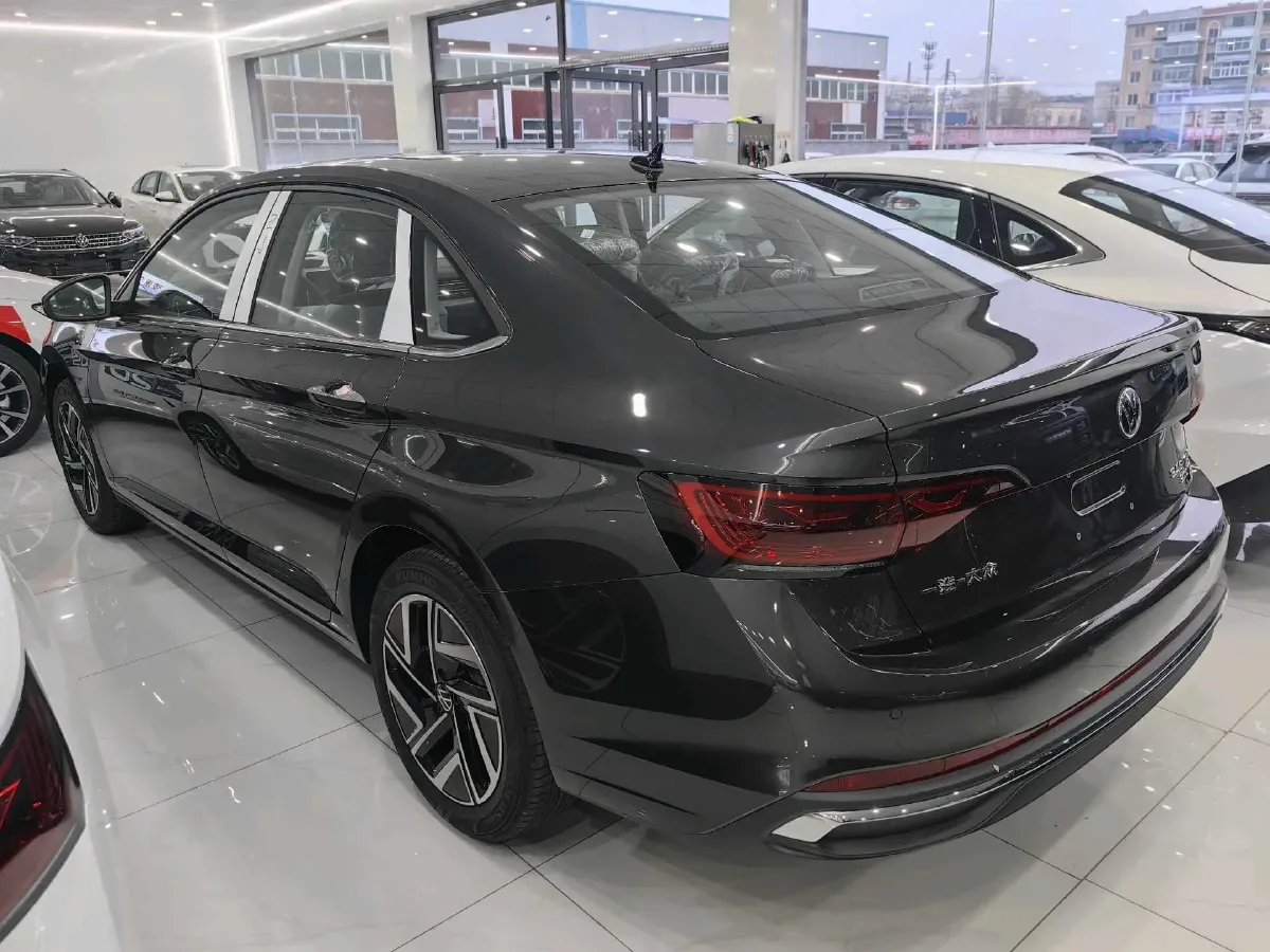 2026 Volkswagen Sagitar 1.5T 160HP L4 7DCT,autocango,china used car exporter,china ev exporter,chinese used car exporter,chinese used ev exporter