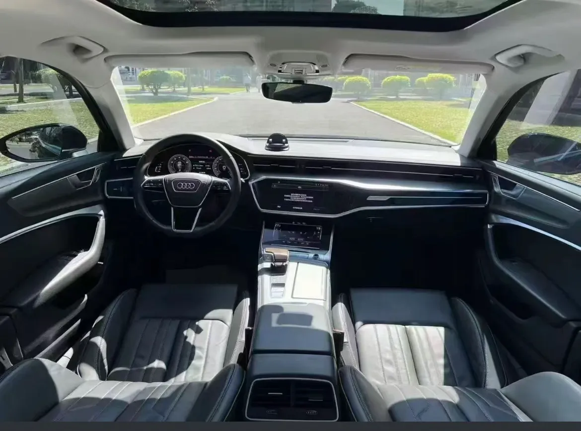 2023 Audi A6L 2.0T 245HP L4 7DCT,autocango,china used car exporter,china ev exporter,chinese used car exporter,chinese used ev exporter