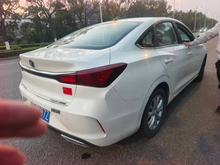 2020 ChangAn Eado 1.6L 128HP L4 5MT,autocango,china used car exporter,china ev exporter,chinese used car exporter,chinese used ev exporter