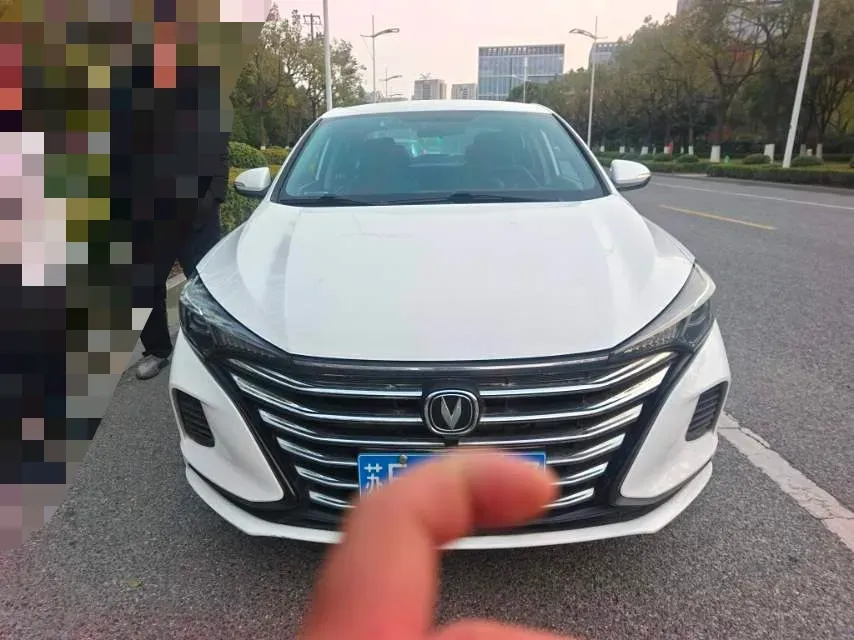 2020 ChangAn Eado 1.6L 128HP L4 5MT,autocango,china used car exporter,china ev exporter,chinese used car exporter,chinese used ev exporter