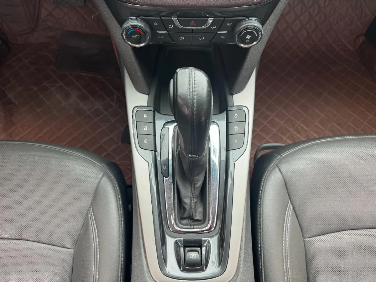 2018 Chevrolet Malibu 1.5T 170HP L4 6AT,autocango,china used car exporter,china ev exporter,chinese used car exporter,chinese used ev exporter