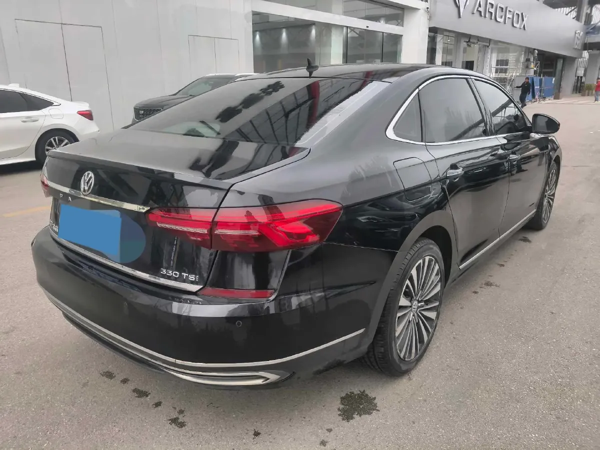 2020 Volkswagen Passat 2.0T 186HP L4 7DCT,autocango,china used car exporter,china ev exporter,chinese used car exporter,chinese used ev exporter