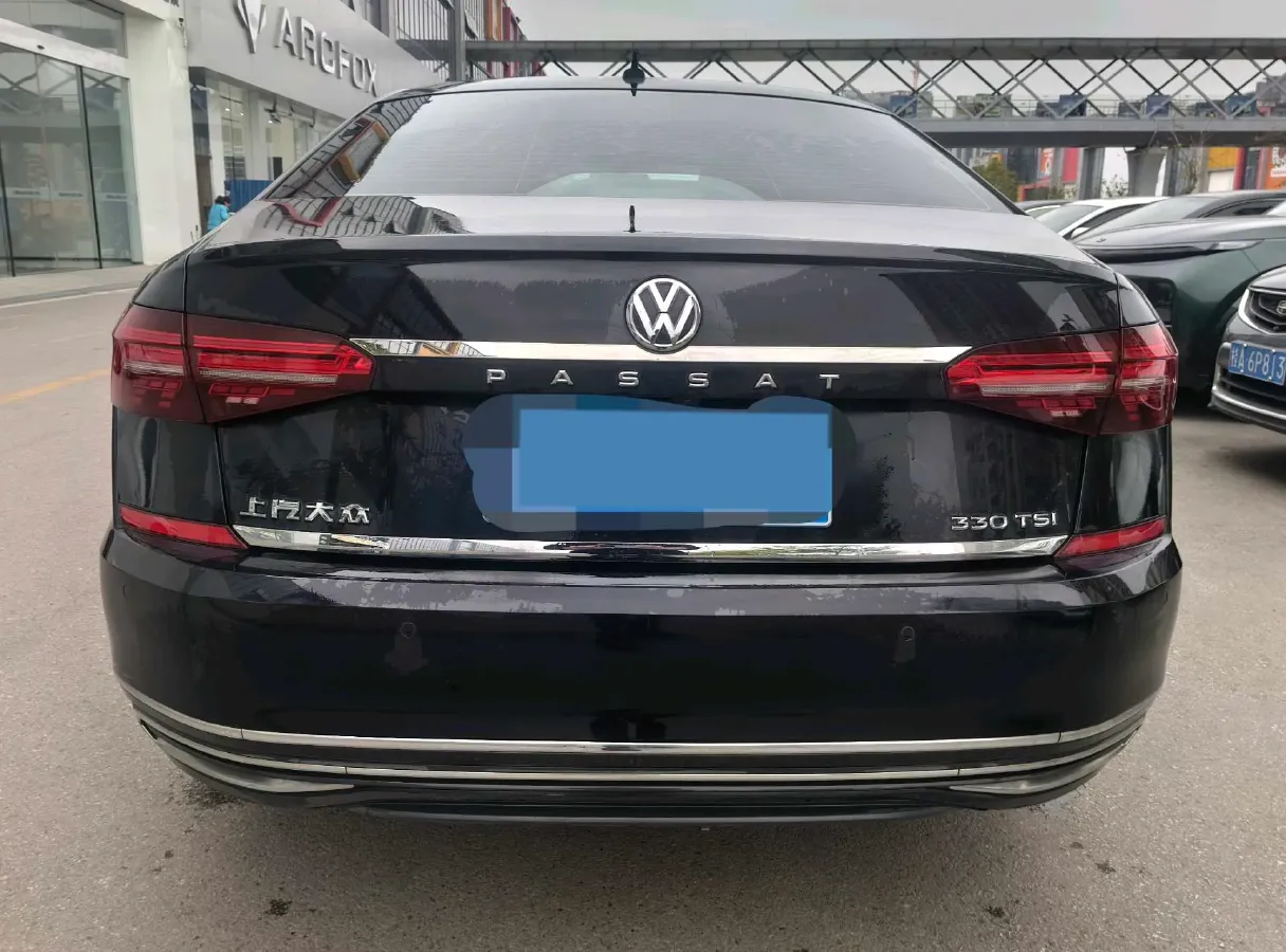 2020 Volkswagen Passat 2.0T 186HP L4 7DCT,autocango,china used car exporter,china ev exporter,chinese used car exporter,chinese used ev exporter