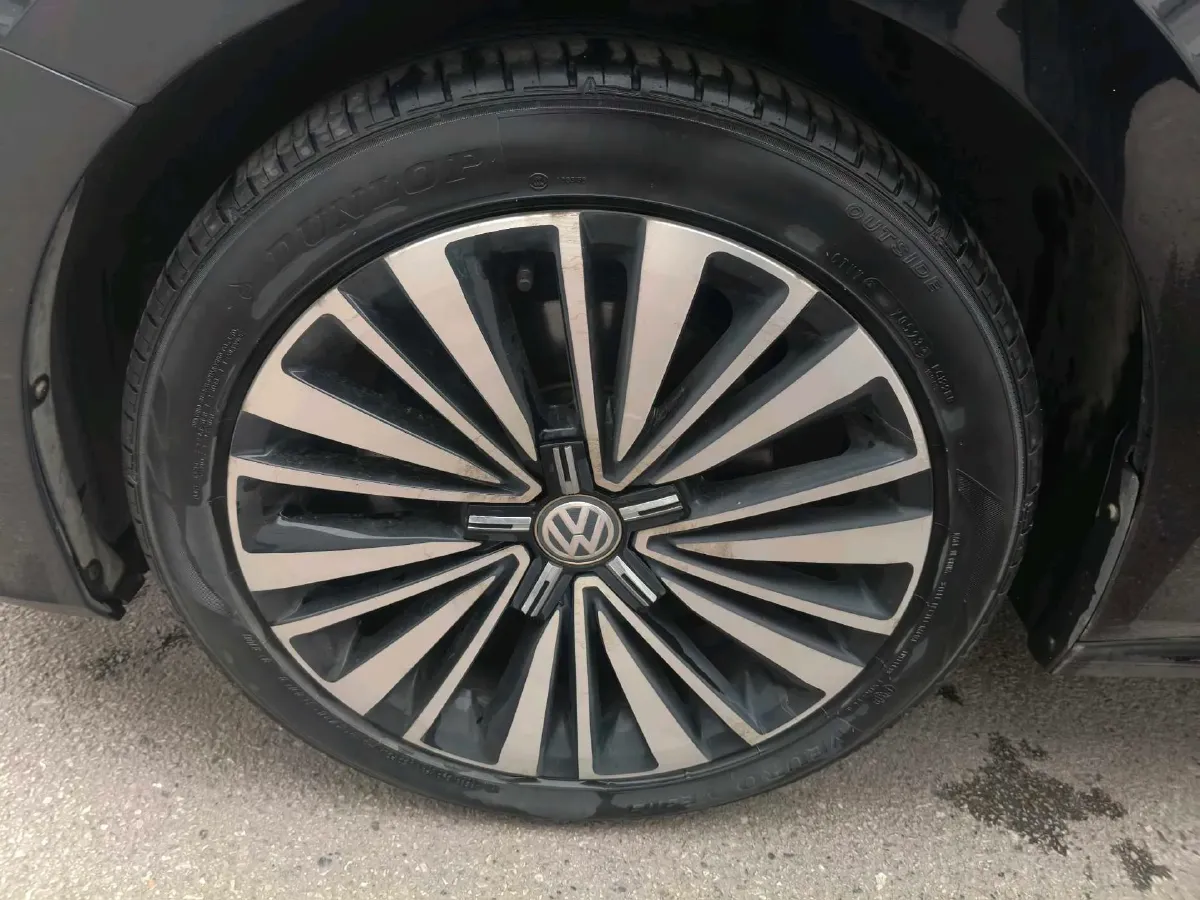 2020 Volkswagen Passat 2.0T 186HP L4 7DCT,autocango,china used car exporter,china ev exporter,chinese used car exporter,chinese used ev exporter