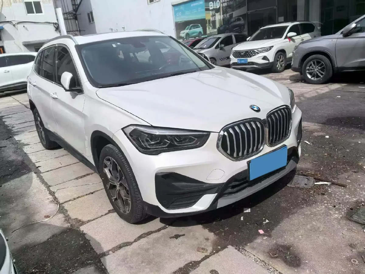 2020 BMW X1 2.0T 192HP L4 7DCT,autocango,china used car exporter,china ev exporter,chinese used car exporter,chinese used ev exporter