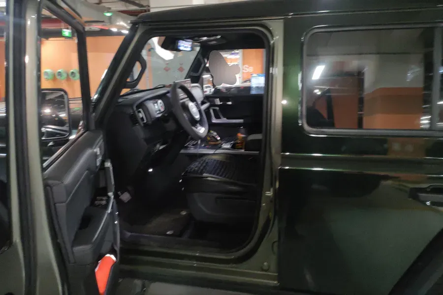 2024 212 212 T01 2.0T 252HP L4 8AT,autocango,china used car exporter,china ev exporter,chinese used car exporter,chinese used ev exporter