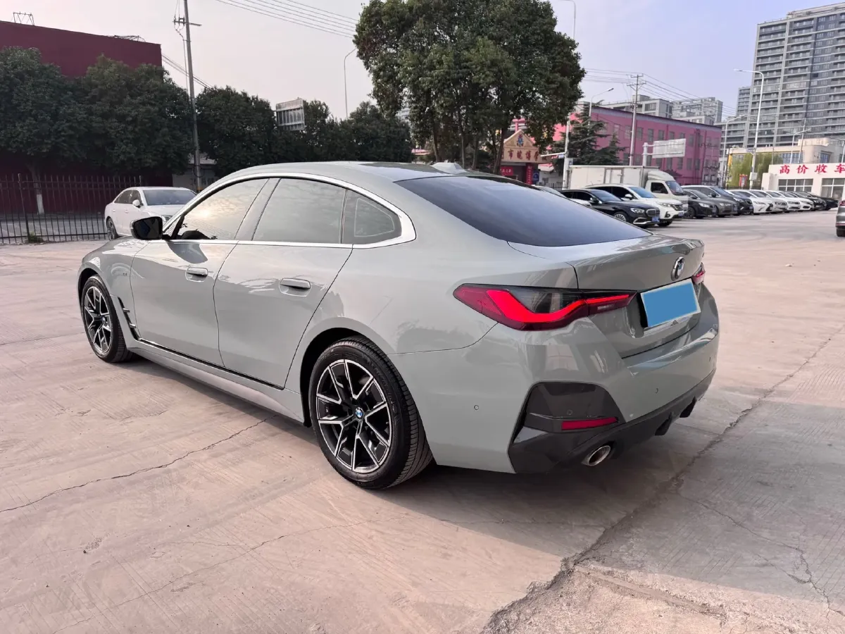 2022 BMW 8 Series 3.0T 333HP L6 8AT,autocango,china used car exporter,china ev exporter,chinese used car exporter,chinese used ev exporter