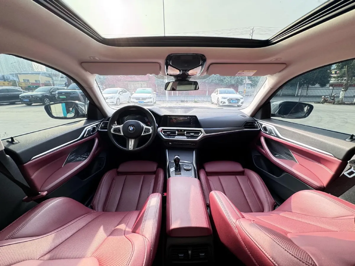 2022 BMW 8 Series 3.0T 333HP L6 8AT,autocango,china used car exporter,china ev exporter,chinese used car exporter,chinese used ev exporter