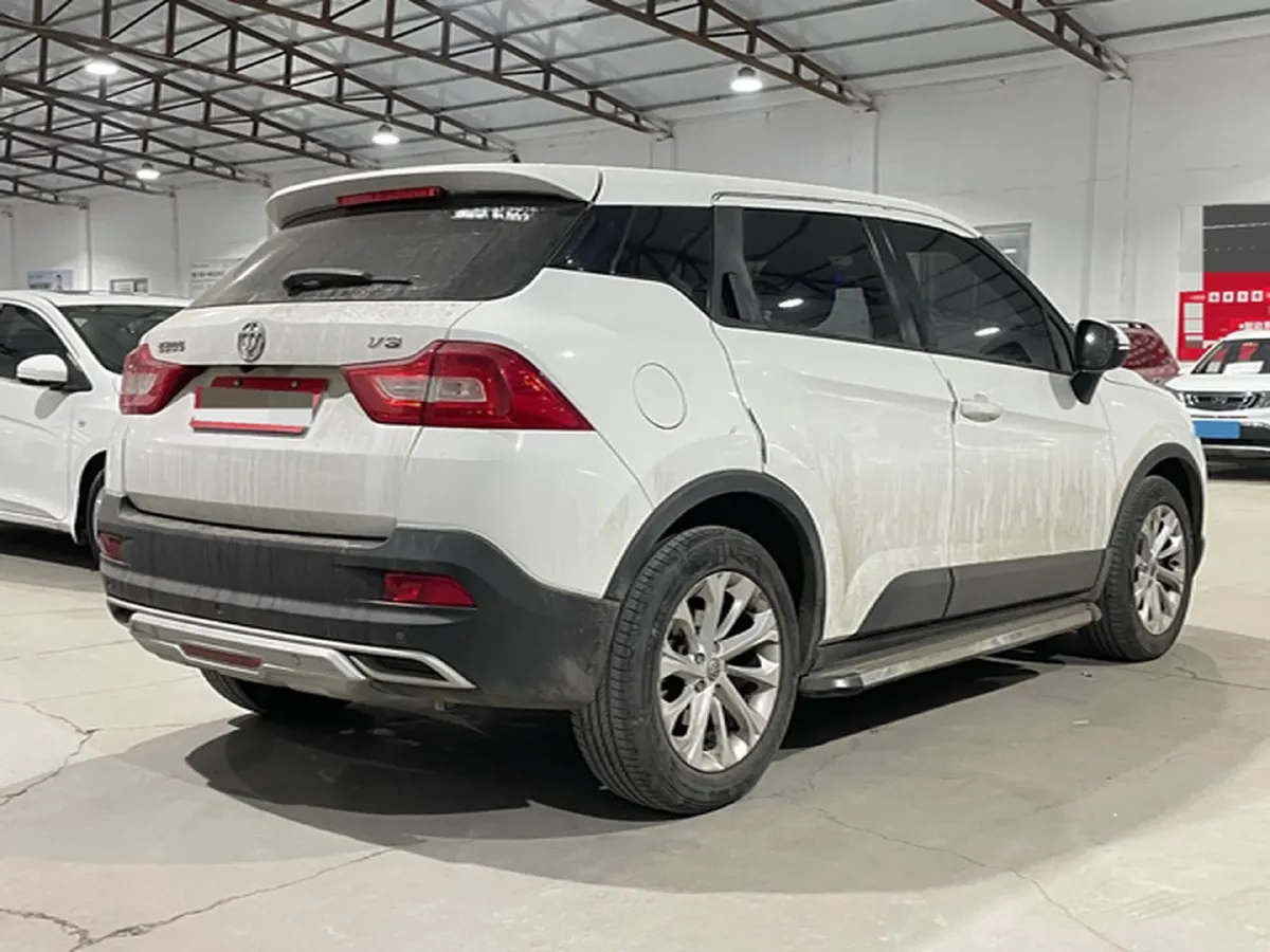 2017 Brilliance Auto V3 1.5L 112HP L4 5MT,autocango,china used car exporter,china ev exporter,chinese used car exporter,chinese used ev exporter