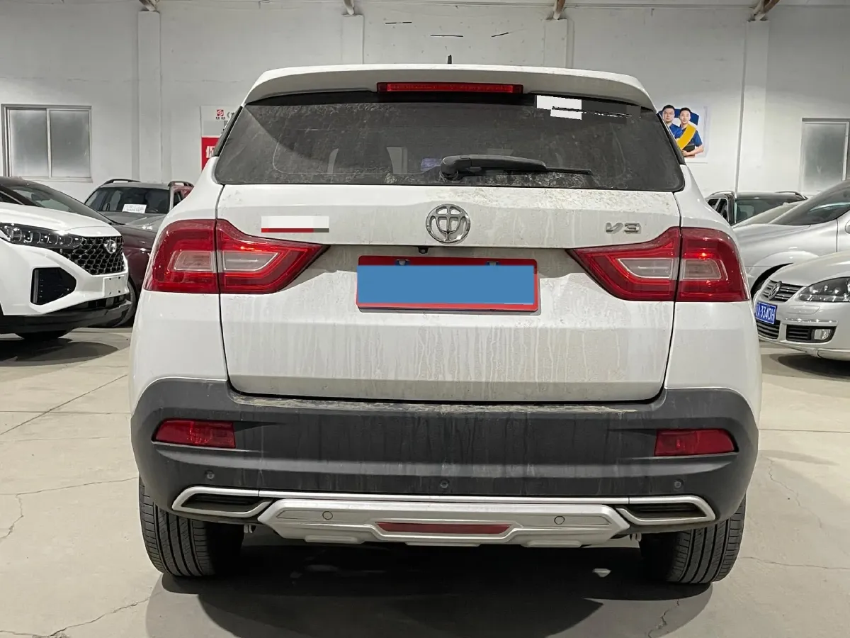 2017 Brilliance Auto V3 1.5L 112HP L4 5MT,autocango,china used car exporter,china ev exporter,chinese used car exporter,chinese used ev exporter