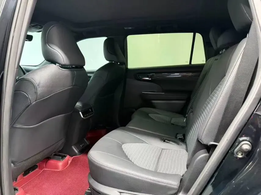 2023 Toyota Crown Kluger 2.5L 189HP L4 E-CVT Hybrid,autocango,china used car exporter,china ev exporter,chinese used car exporter,chinese used ev exporter