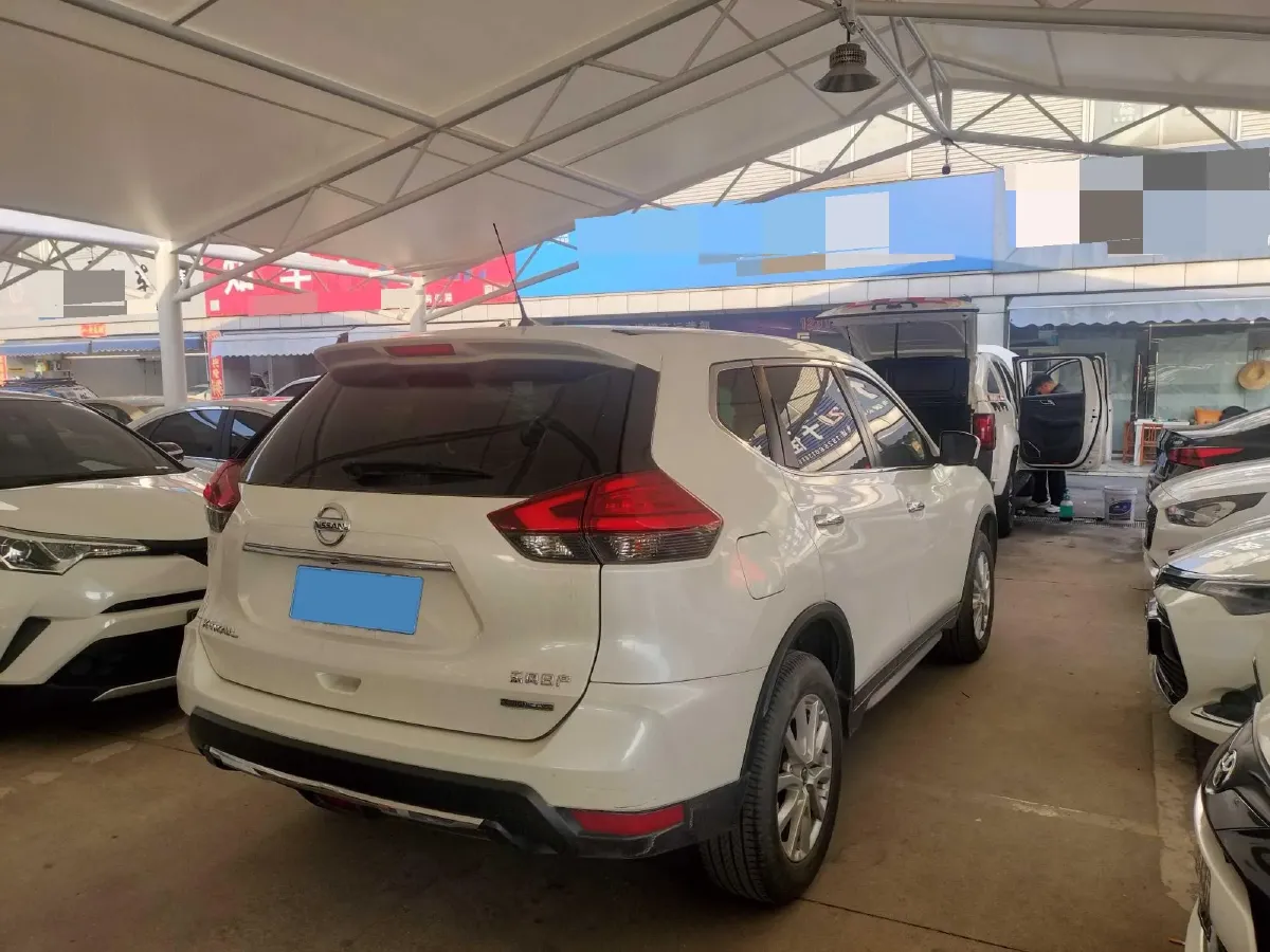 2020 Nissan X-Trail 2.0L 154HP L4 CVT,autocango,china used car exporter,china ev exporter,chinese used car exporter,chinese used ev exporter