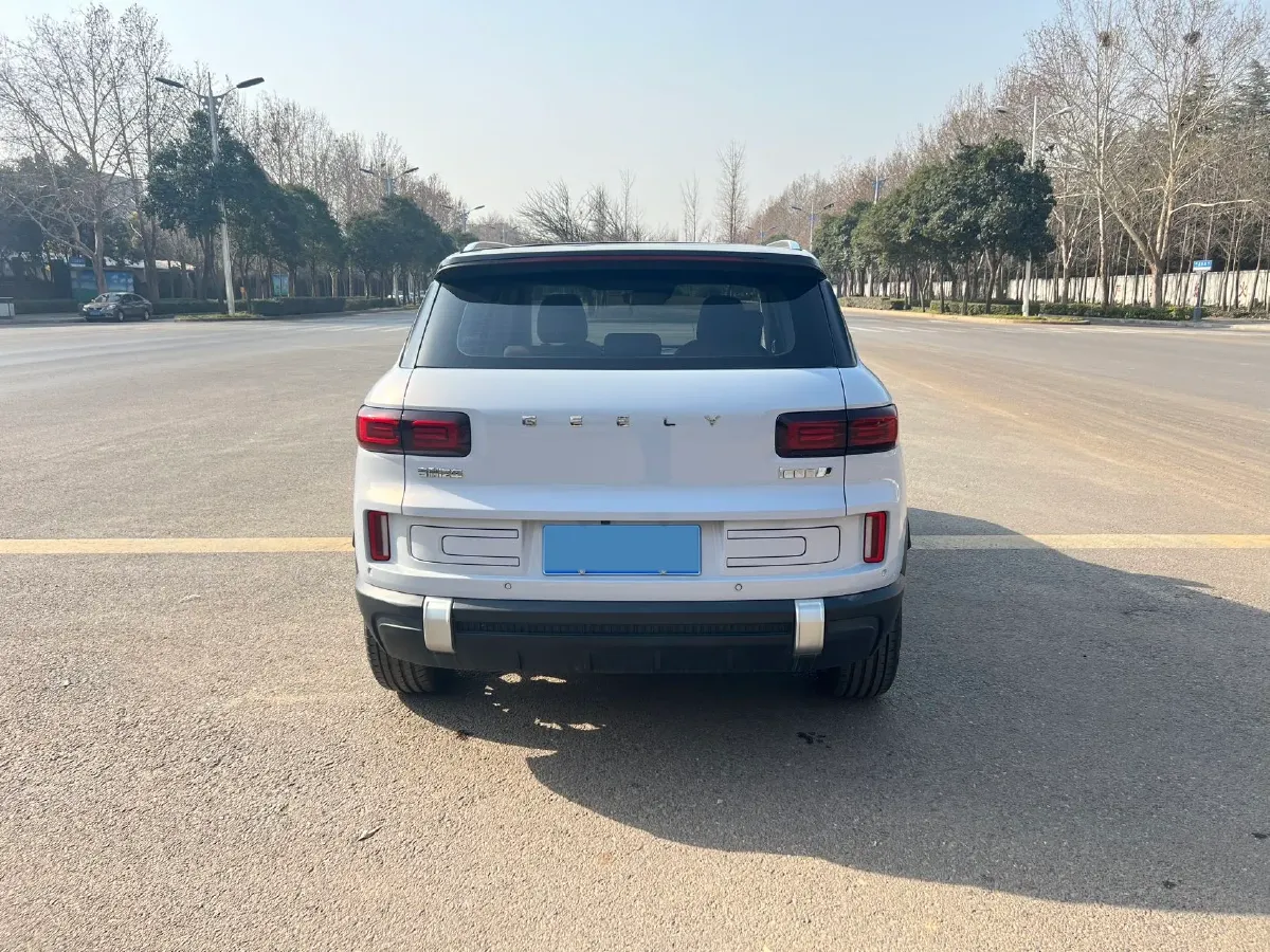 2023 Geely ICON 1.5T 181HP L4 7DCT,autocango,china used car exporter,china ev exporter,chinese used car exporter,chinese used ev exporter
