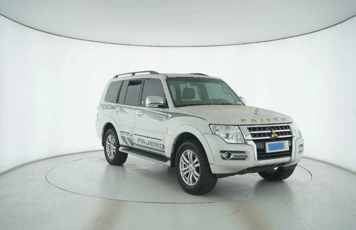 2017 Honda Jade 1.8L 141HP L4 5AT,autocango,china used car exporter,china ev exporter,chinese used car exporter,chinese used ev exporter