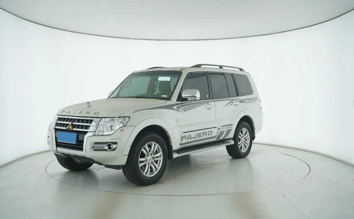 2017 Honda Jade 1.8L 141HP L4 5AT,autocango,china used car exporter,china ev exporter,chinese used car exporter,chinese used ev exporter