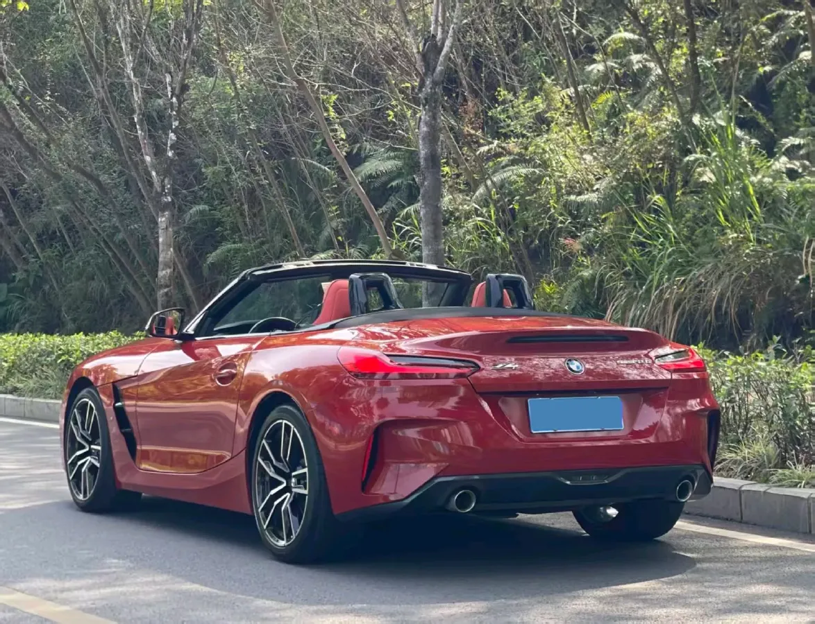 2022 BMW Z4 2.0T 197HP L4 8AT,autocango,china used car exporter,china ev exporter,chinese used car exporter,chinese used ev exporter