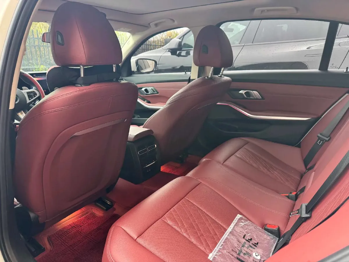 2024 BMW 3 Series 2.0T 184HP L4 8AT,autocango,china used car exporter,china ev exporter,chinese used car exporter,chinese used ev exporter